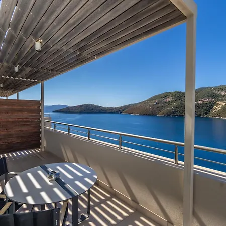 San Nicolas 4* Mikros Gialos